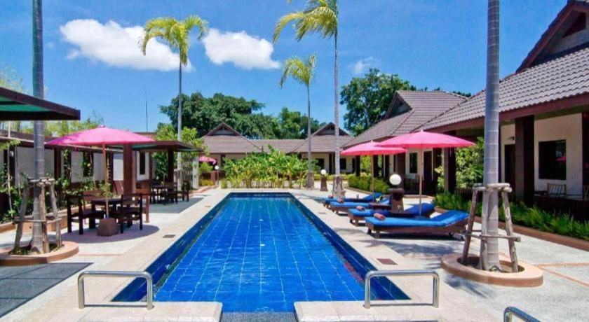 Rose Bay Resort Pattaya Buitenkant foto