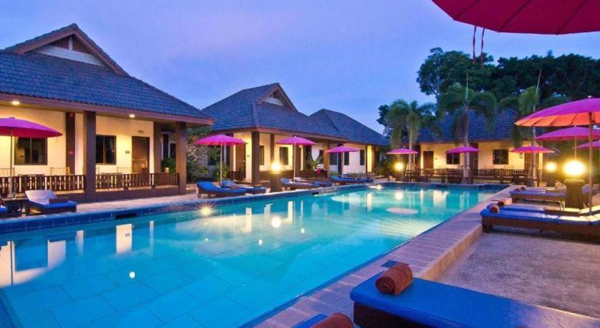 Rose Bay Resort Pattaya Buitenkant foto